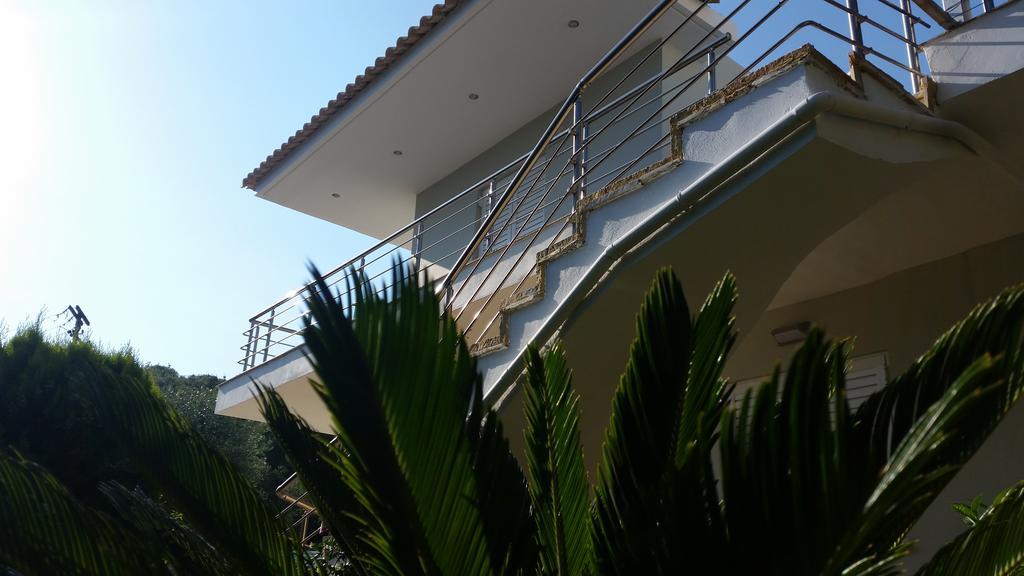La Sirenetta Residence Sívota Екстериор снимка